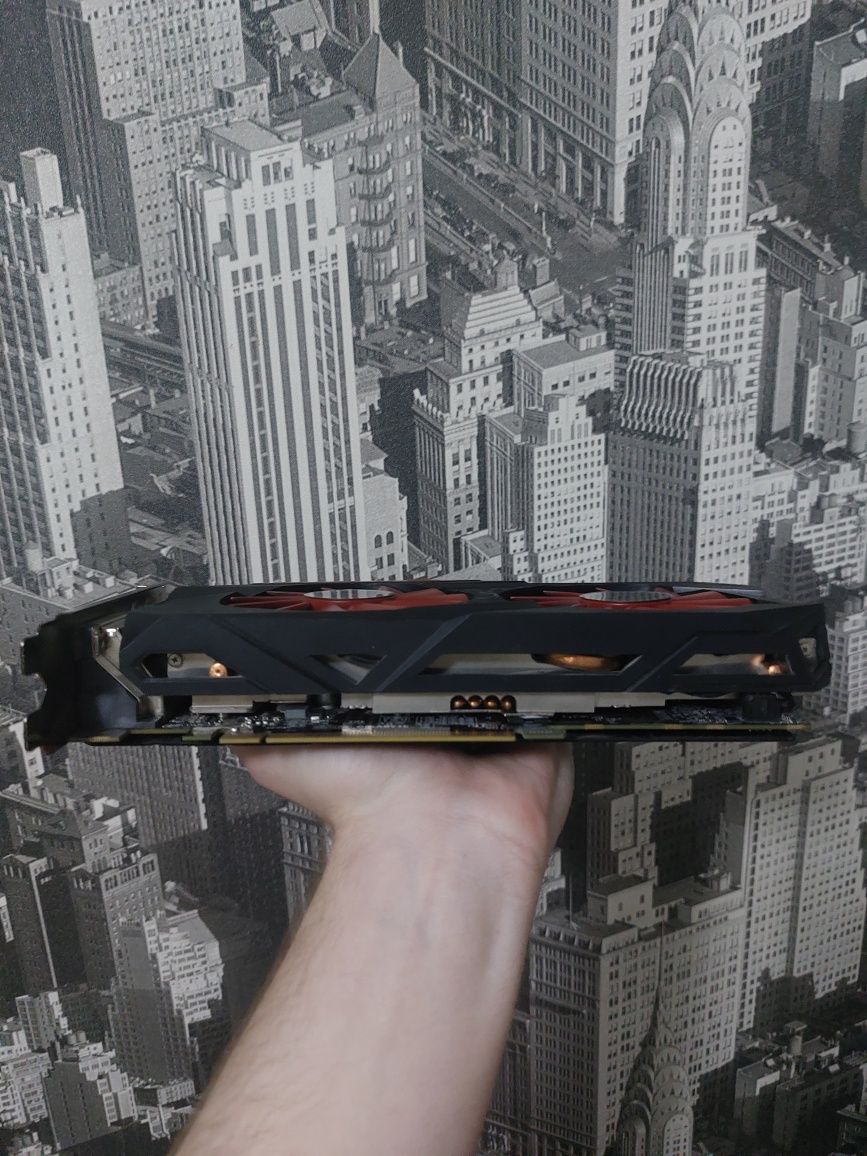 Видеокарта RX 580 GIGABYTE - рабочая, Б/У