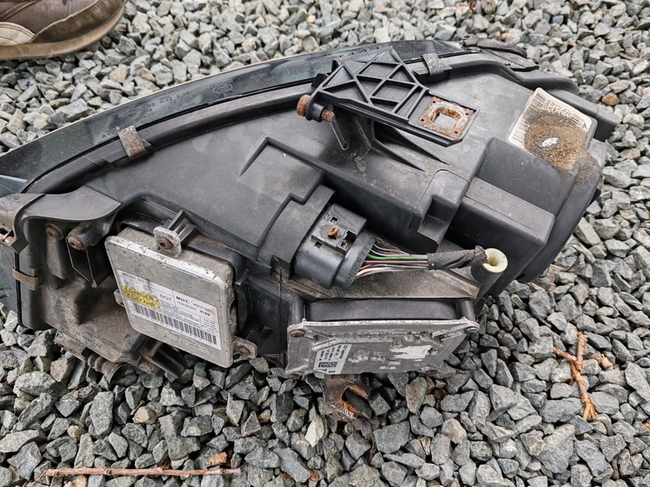 Far bixenon led audi A4 b8 1300lei buc