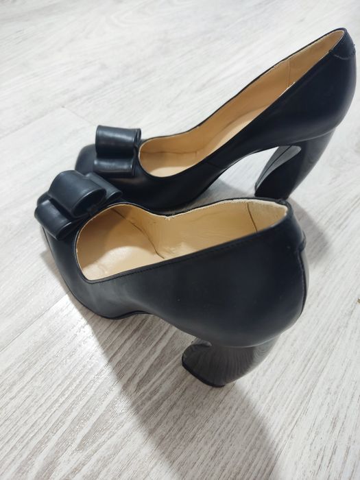 Pantofi de piele naturală - mărime 40