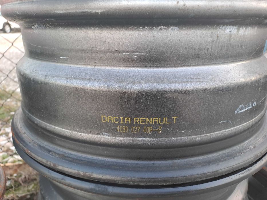 16 цола метални джанти за Дачия Дъстър