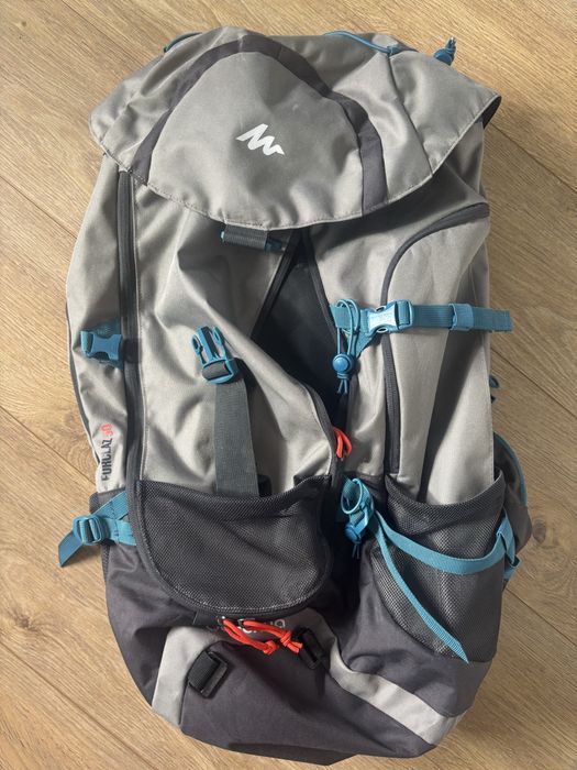 Неизползвана раница за преходи Quechua Forclaz 50