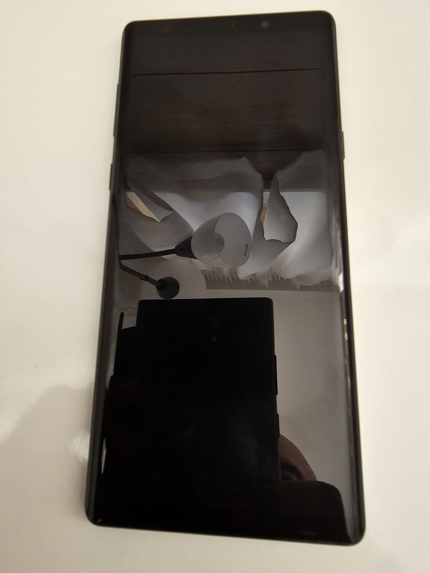 Samsung Note 9 с две СИМ карти.