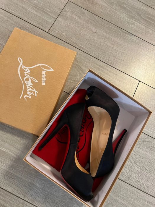 Pantofi Louboutin