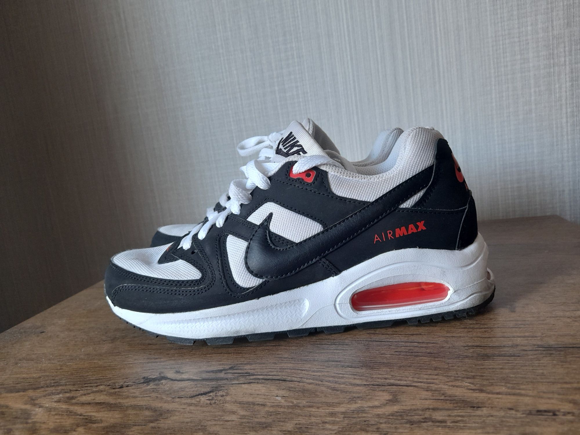 Nike Air max Command маратонки 39 номер.