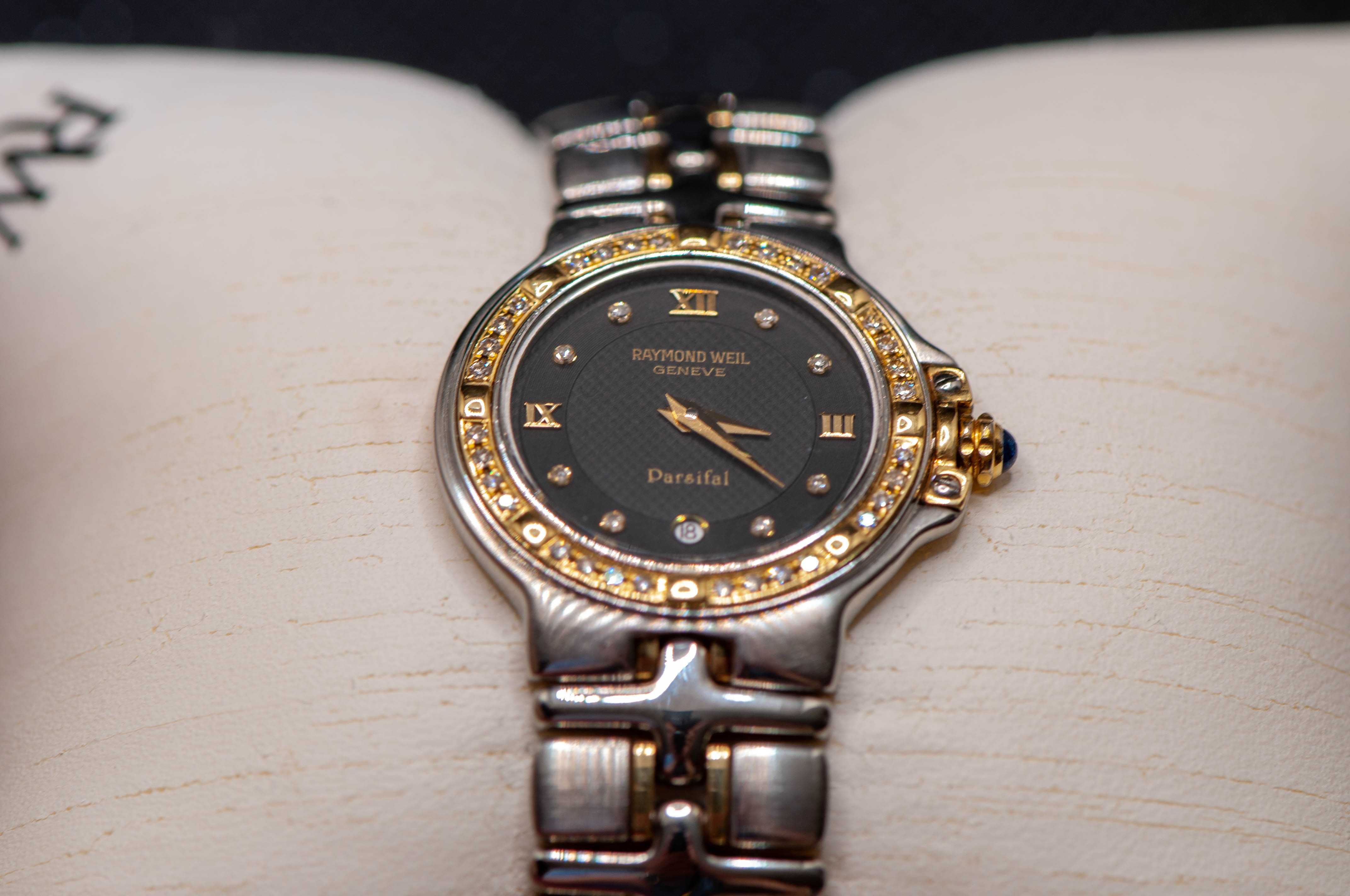 Raymond Weil Parsifal - швейцарски дамски часовник 18к злато, диаманти