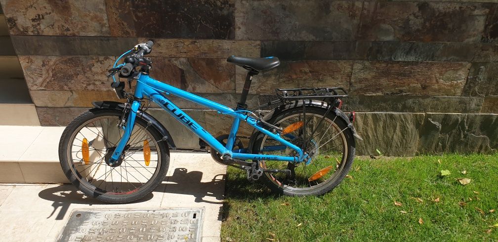 Bicicletă Cube Kid 200 – roți 20", ca nouă, model 2020 – impecabilă!
