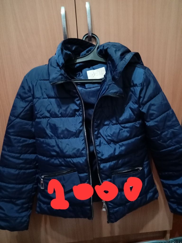 Продам разные вещи для девушек.  Все вещи в отличном состоянии.