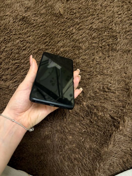 Телефон Redmi not 14 в идеальном состоянии