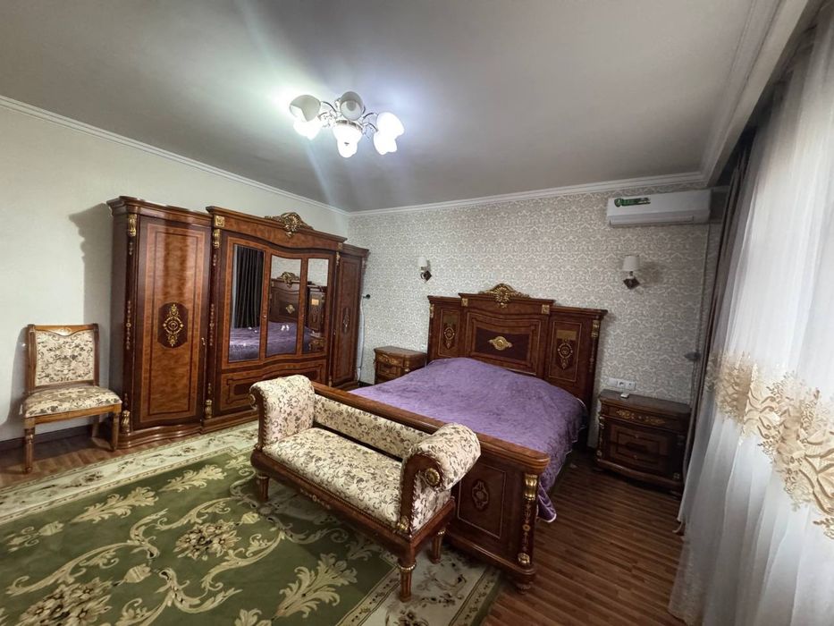 Метро Чиланзар Банковская 3/4/4 площадь 96м2 с меб тех