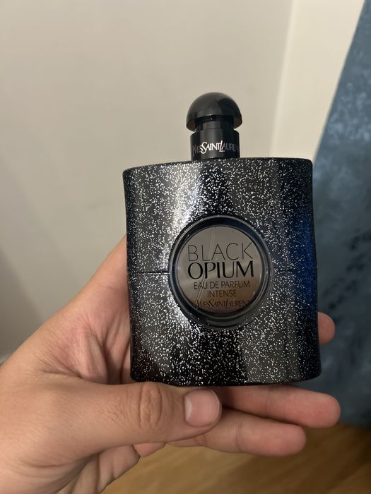 Black opium purfum yvesSentLaurent