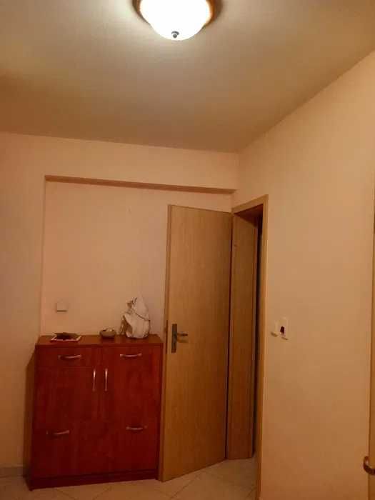 Дава се под наем Тристаен апартамент в София, Лозенец - 92 кв.м за 800 € - Снимка #4