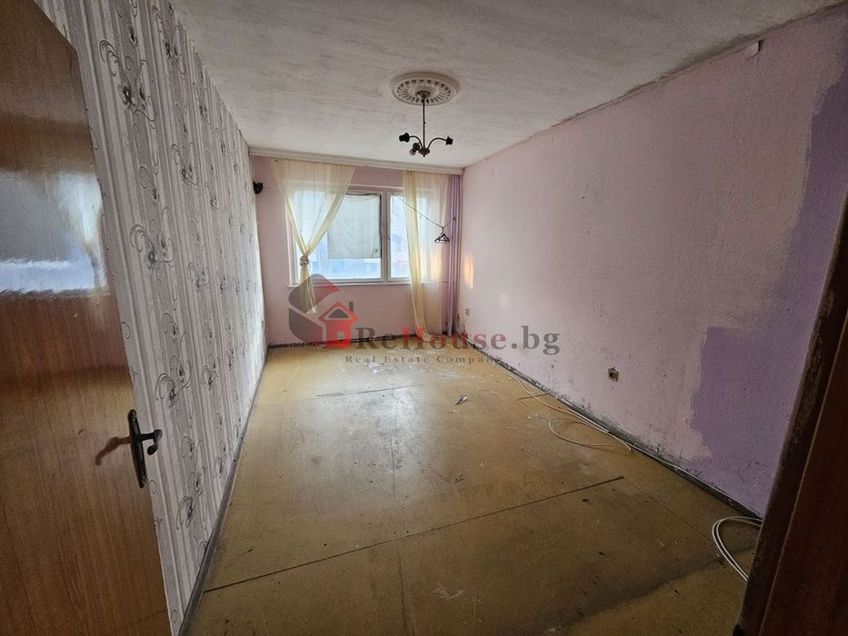 Продава се Тристаен апартамент в Варна, Трошево - 65 кв.м за 1439 €/кв.м - Снимка #3