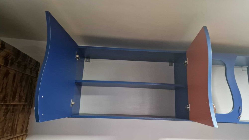 3 corpuri de mobila de vanzare