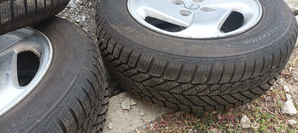 Комплект 4 алуминиеви джанти със зимни гуми