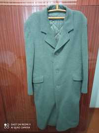 Продается мужское классическое пальто