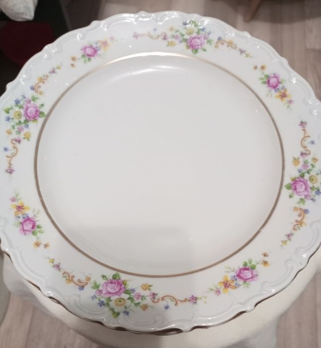 Большие сервизные тарелки. KAHLA. Фарфор. Германия. Винтаж.