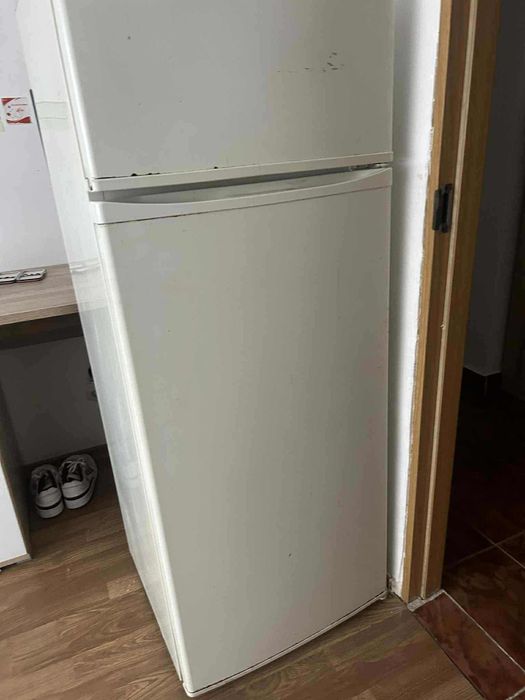 Frigider in stare perfecta de funcționare