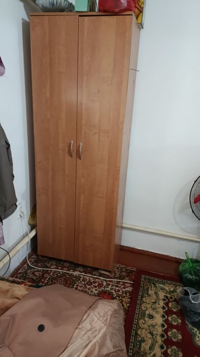 Шифонер, столы на кухню