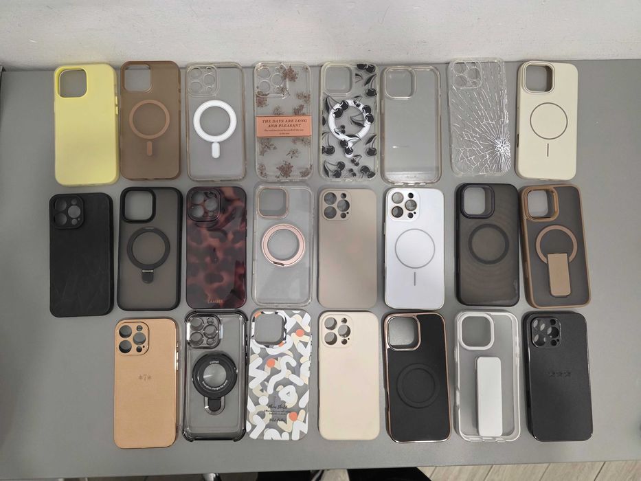 iPhone 16 PRO MAX + 21 бр. Кейсове