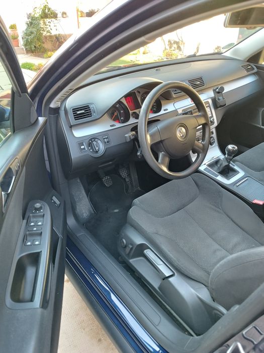 Vând Vw Passat B6!