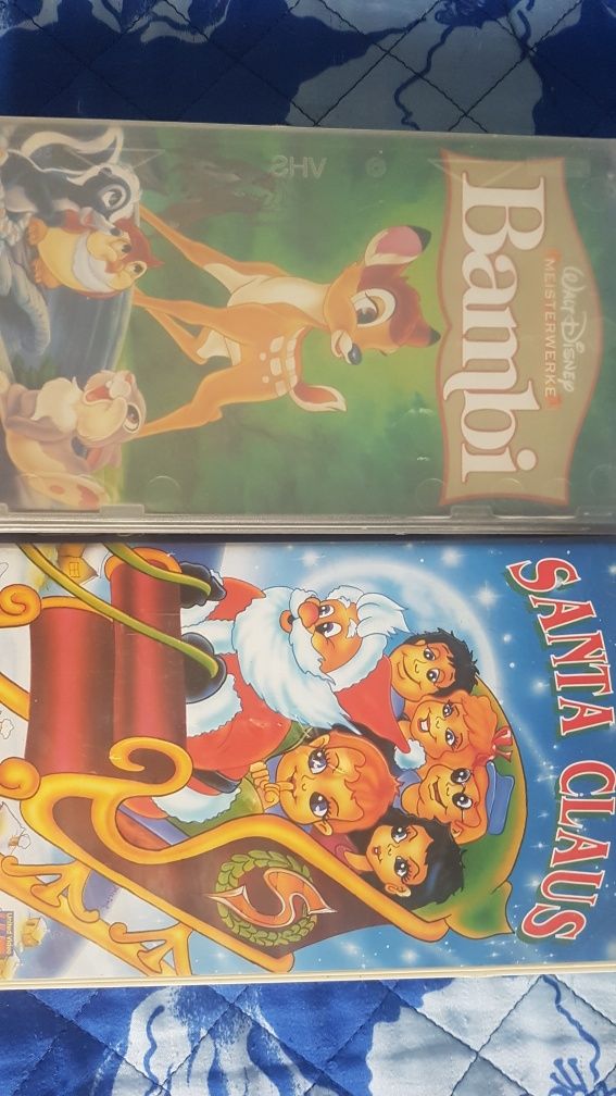 Casete VHS cu filme Disney pentru copii