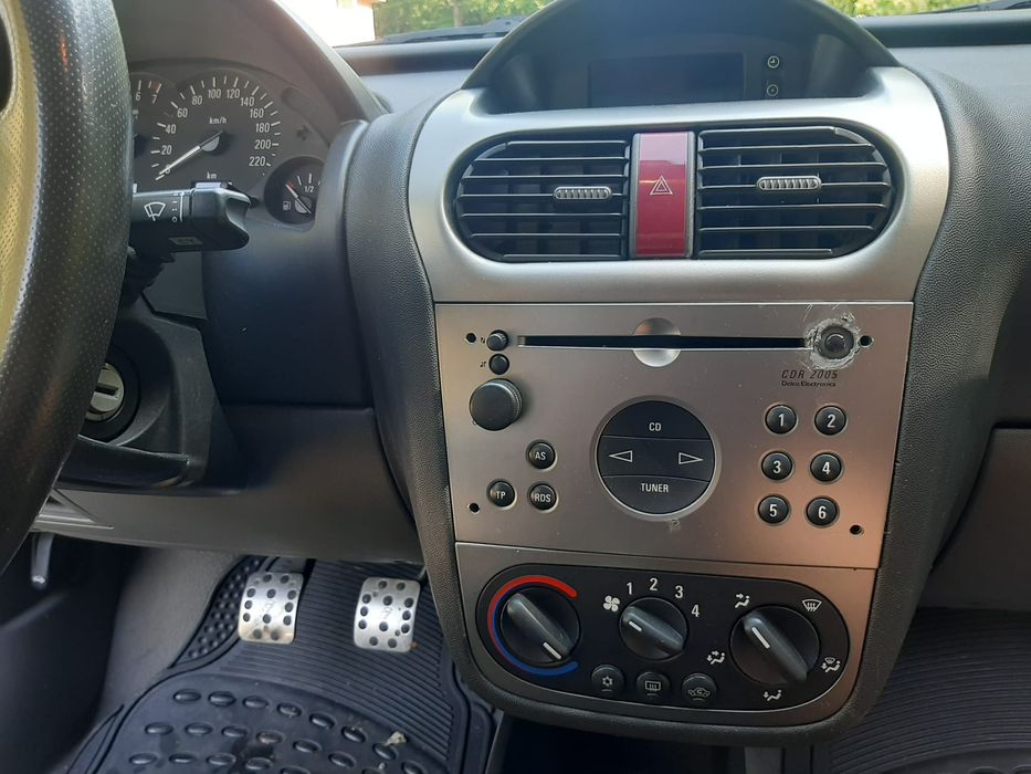 Vand Opel Corsa 1.4