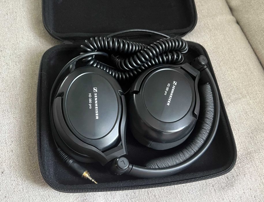Sennheiser HD 380 Pro casti monitorizare studio originale st excelenta