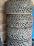 Срочно продам шины R 17