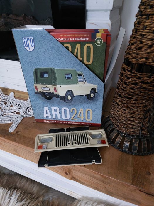 Ofer spre vânzare Aro 240