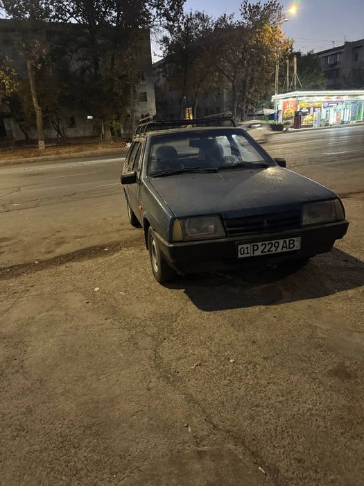 Lada(ВАЗ) 2109 sotiladi yurib turgan moshna