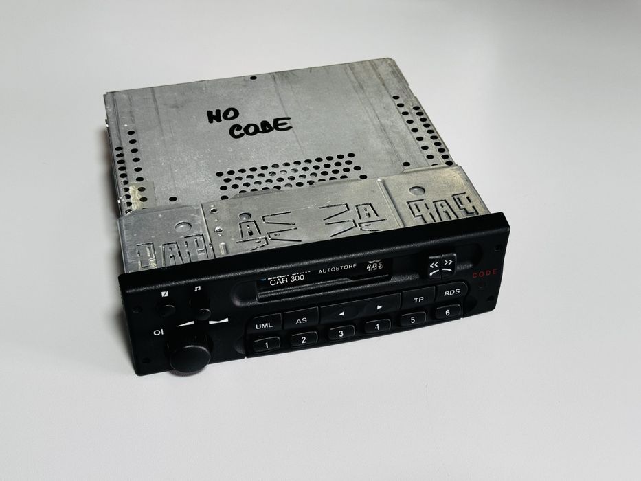 Radio-Casetofon auto cu casetă BLAUPUNKT car 300,FM/AM,impecabil