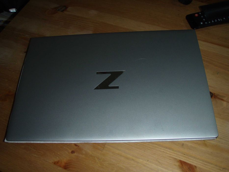 Zbook Fury G9 16" 4K touchscreen i7-12850HX RTX A1000 SSD 512 RAM 32