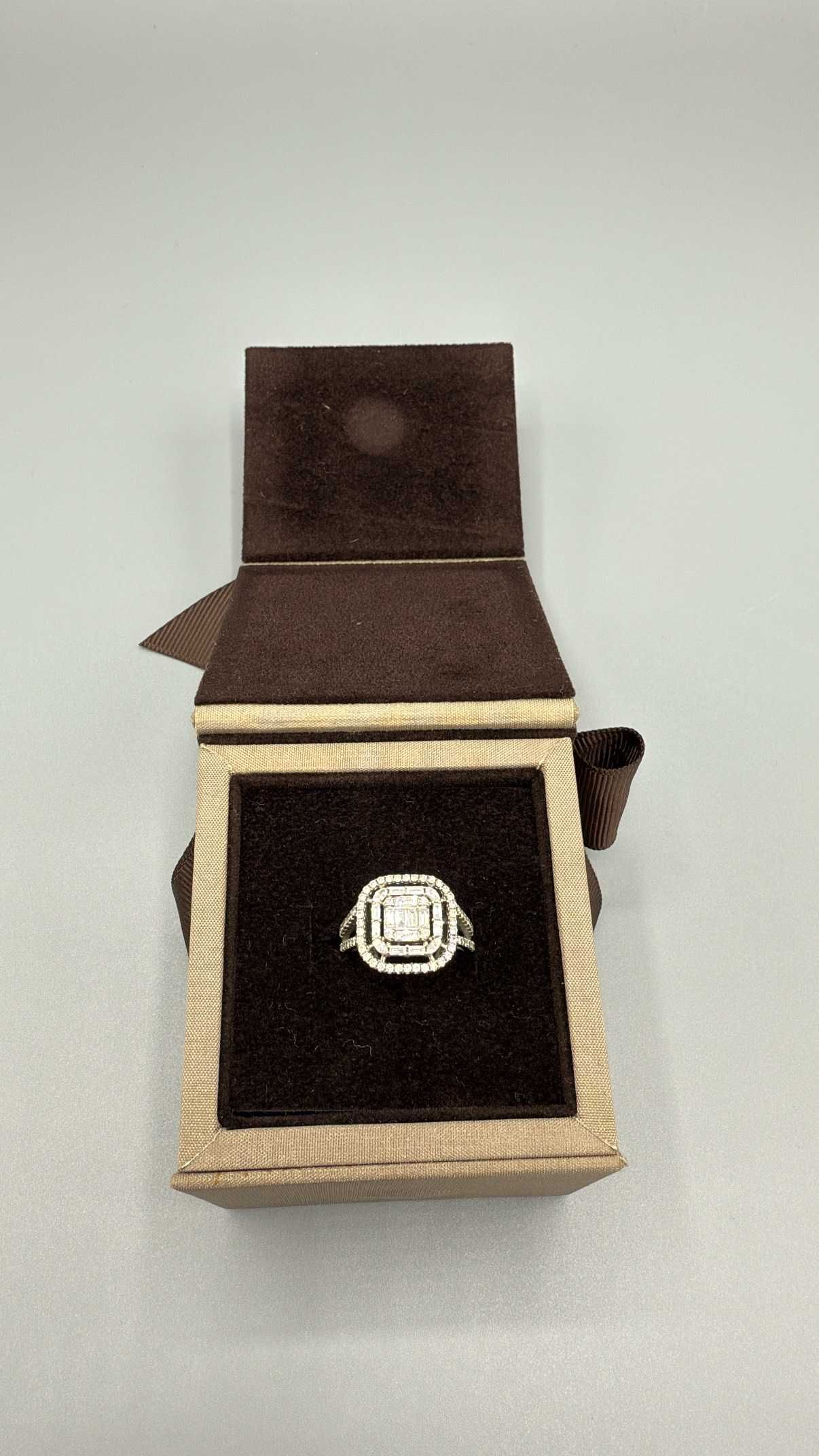Inel de Aur 4.30Gr/14K cu Diamante