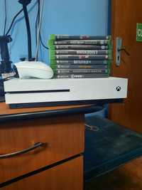 Vând Xbox One S 1 TB+ 1 controller + jocuri