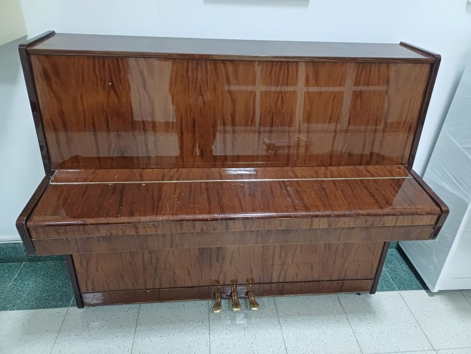 Belarus pianino Buxoroda