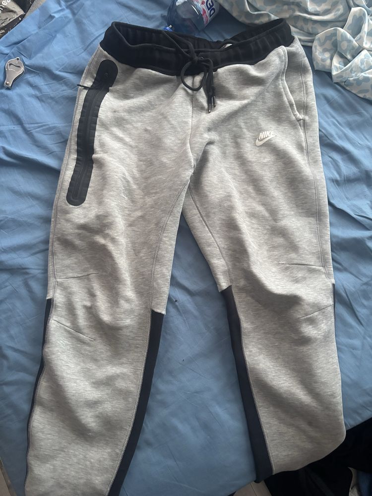 Nike tech fleece