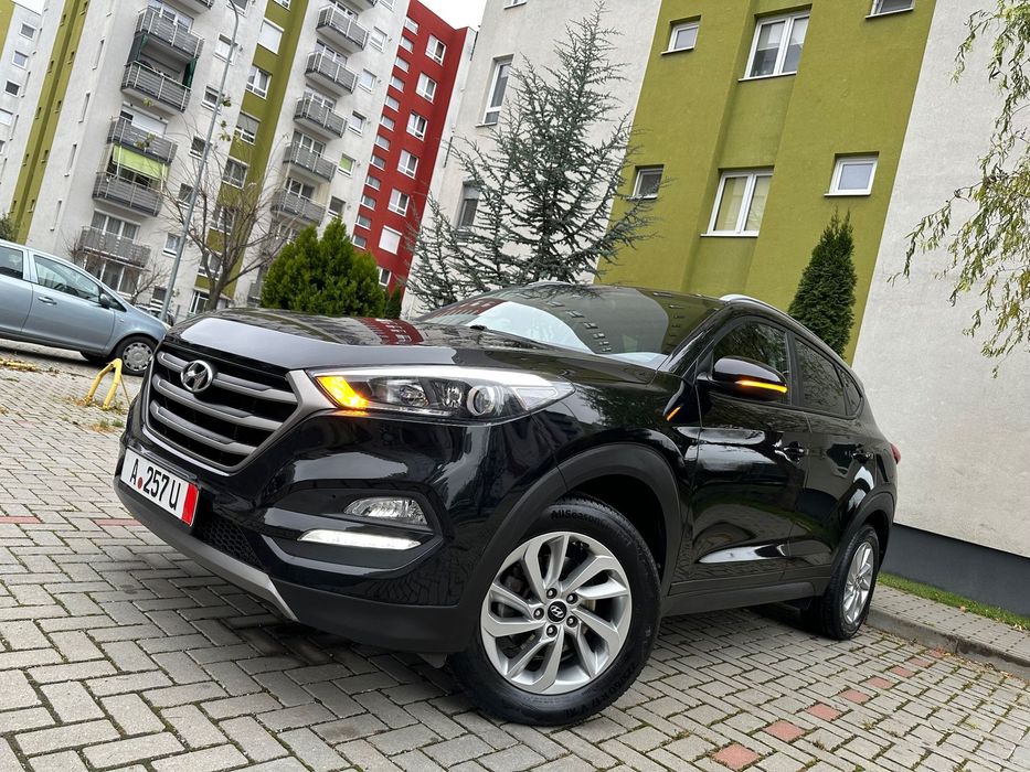 Hyundai Tucson /1,6 Benzină/Manual/Clima/Navigatie/Camera/bi xenon/Led/Euro6B