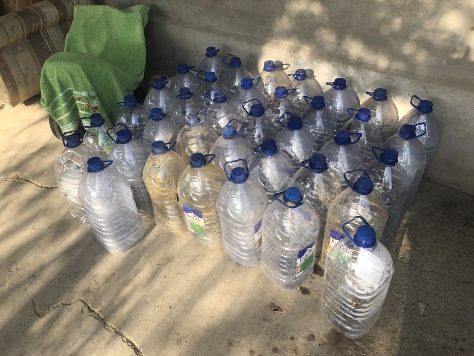 Продам баклажки 10 лировые