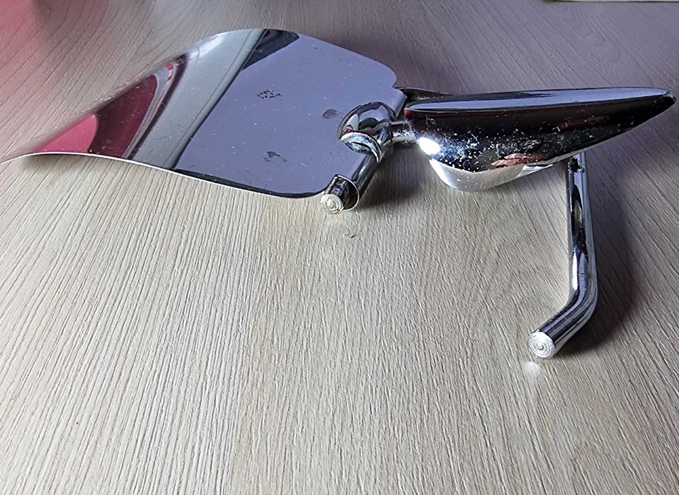 Suport metalic hartie igienica toaleta - cu clapeta - cromat