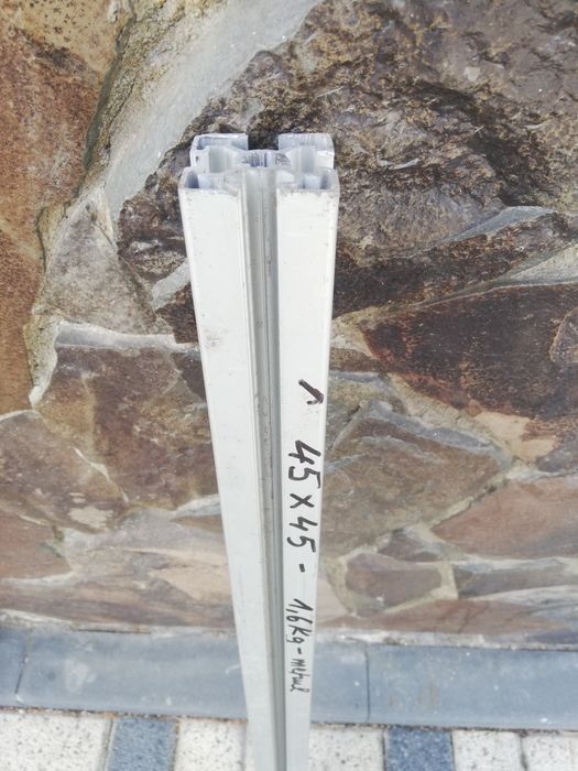 Profile din aluminiu 45x45 mm și conectori colțar, pentru confecții me