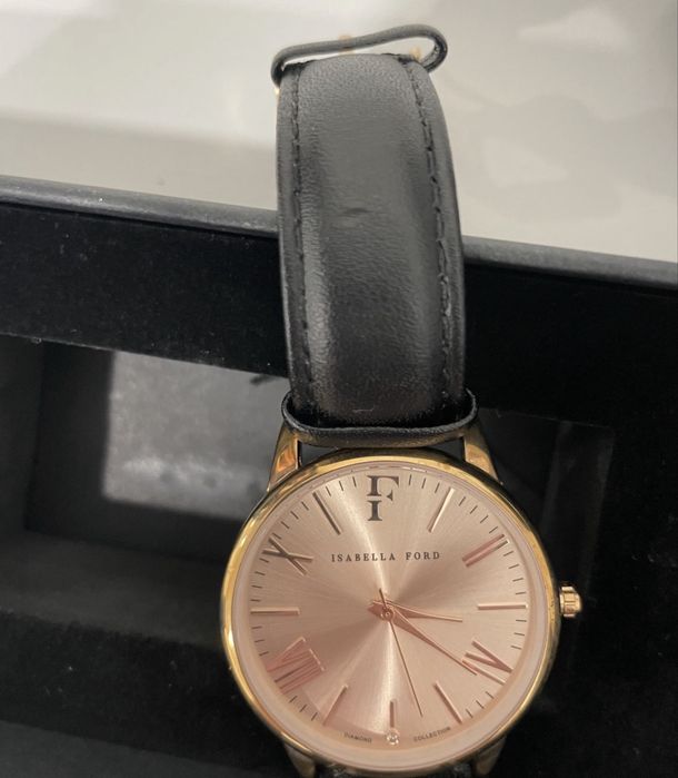 Дамски часовник с диамант и кожена каишка Isabella Ford
