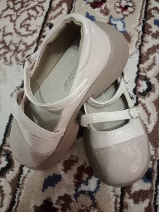 Детский аяқ киім сатылады