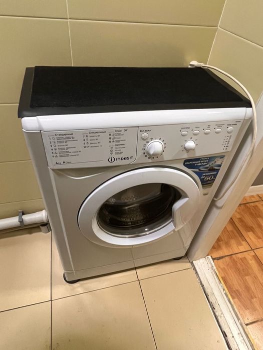 Стиральная машинка в хорошем состоянии 4 кг