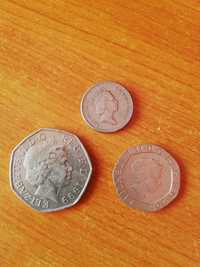 vând 3  monede pence