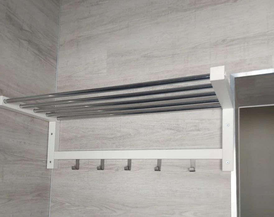 Продам вешалка срочно