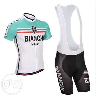 echipament ciclism bianchi set pantaloni tricou jersey bib