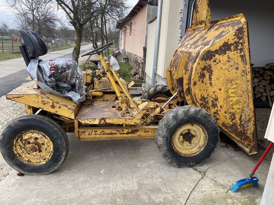 Dumper basculabil, 1,5 tone