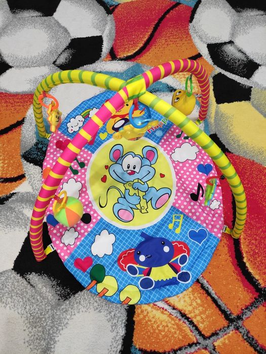 Развивающий коврик