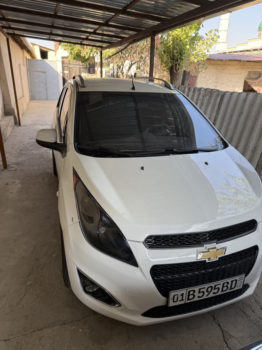 Spark aftomat mexir berilgan 4 yengi balonlari bilan