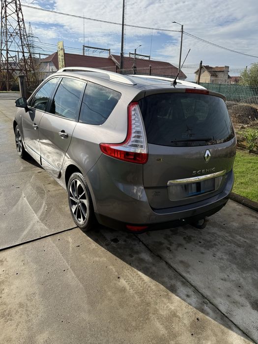 Renault Grand Scenic BOSE